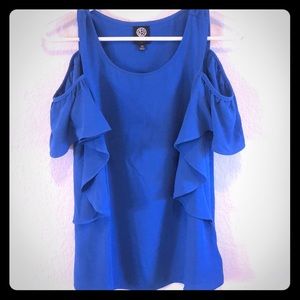 🦋Cold shoulder Blouse🦋